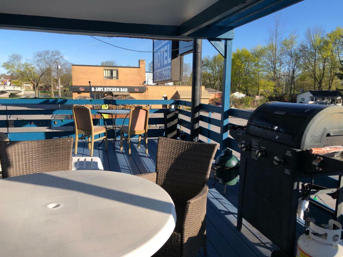 Niagara Parkway Court Motel Exterior foto